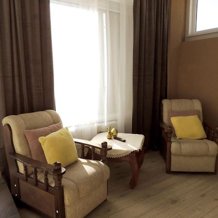 Premont Studios Ghimbav Dış mekan fotoğraf