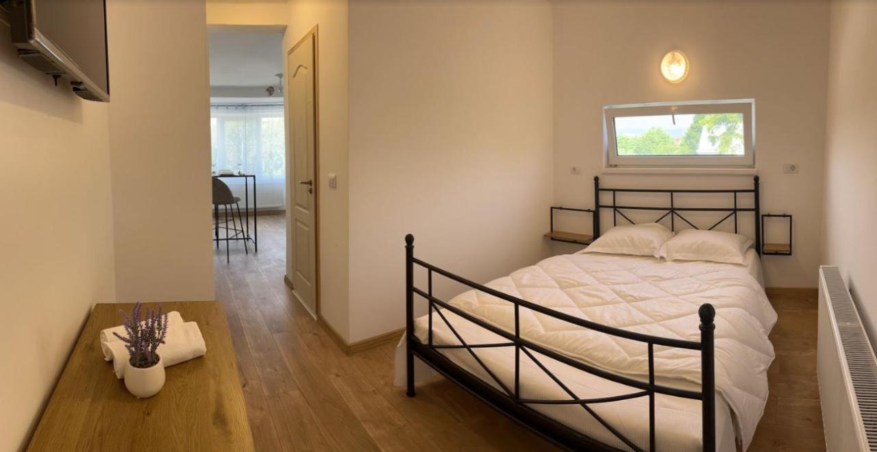 Premont Studios Ghimbav Dış mekan fotoğraf