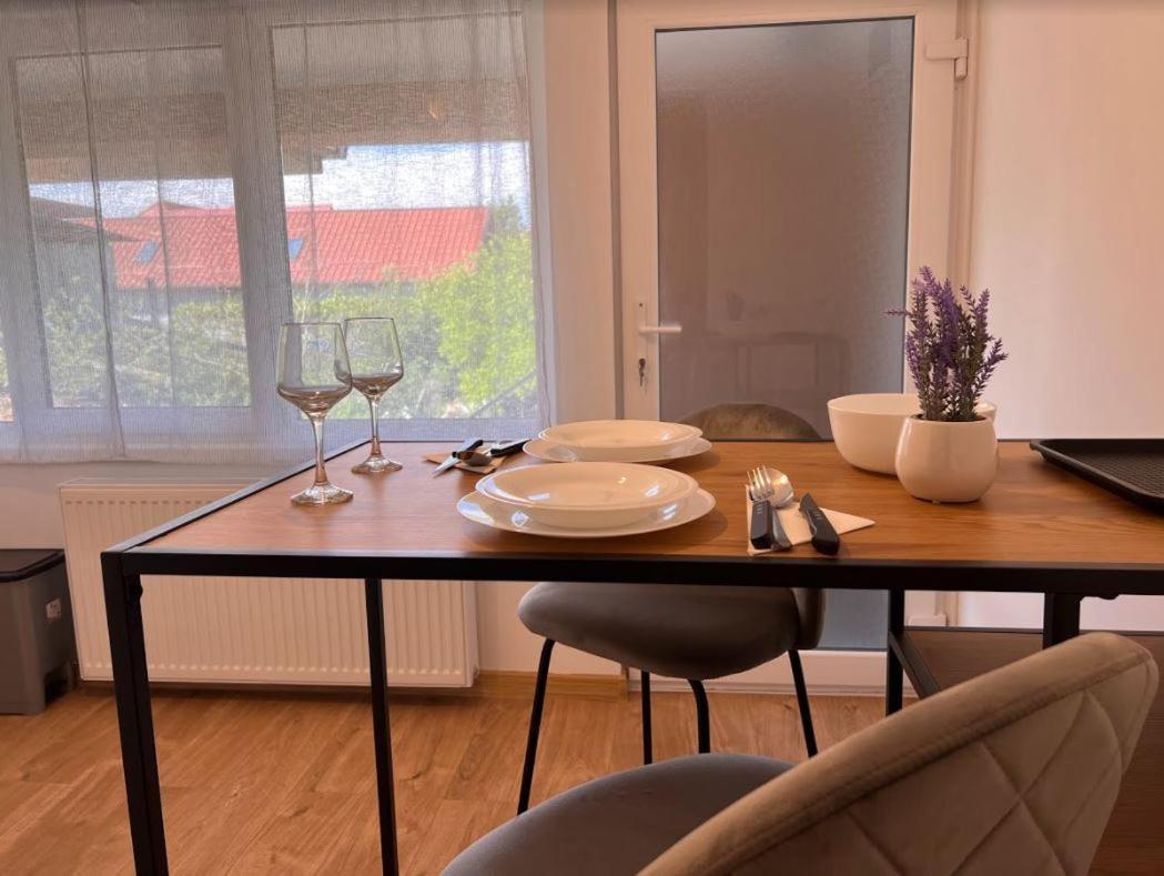 Premont Studios Ghimbav Dış mekan fotoğraf