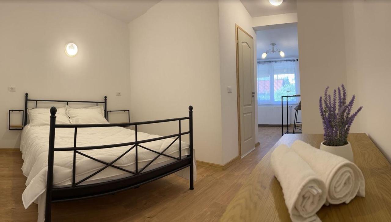 Premont Studios Ghimbav Dış mekan fotoğraf